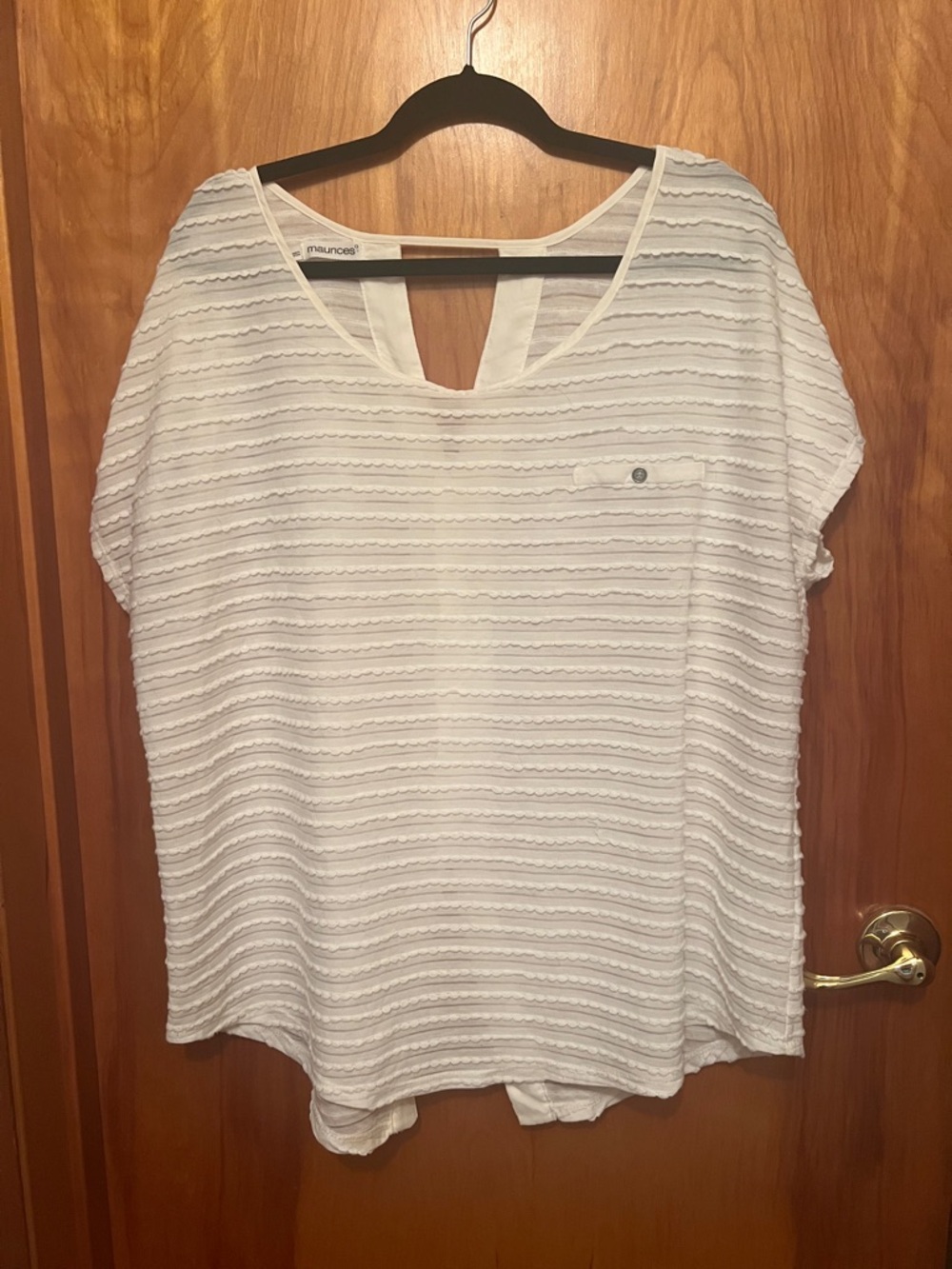 Maurices White Textured Short Sleeve Keyhole Top